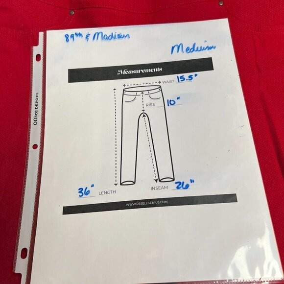 89th & Madison Red Slip On Cropped Pants.  Stretch. Size M - Picture 4 of 4